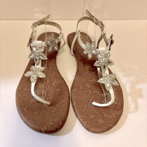 Reba Shinny Glam Floral Rhinestones Maggie Leather Sandals Sz 10 White